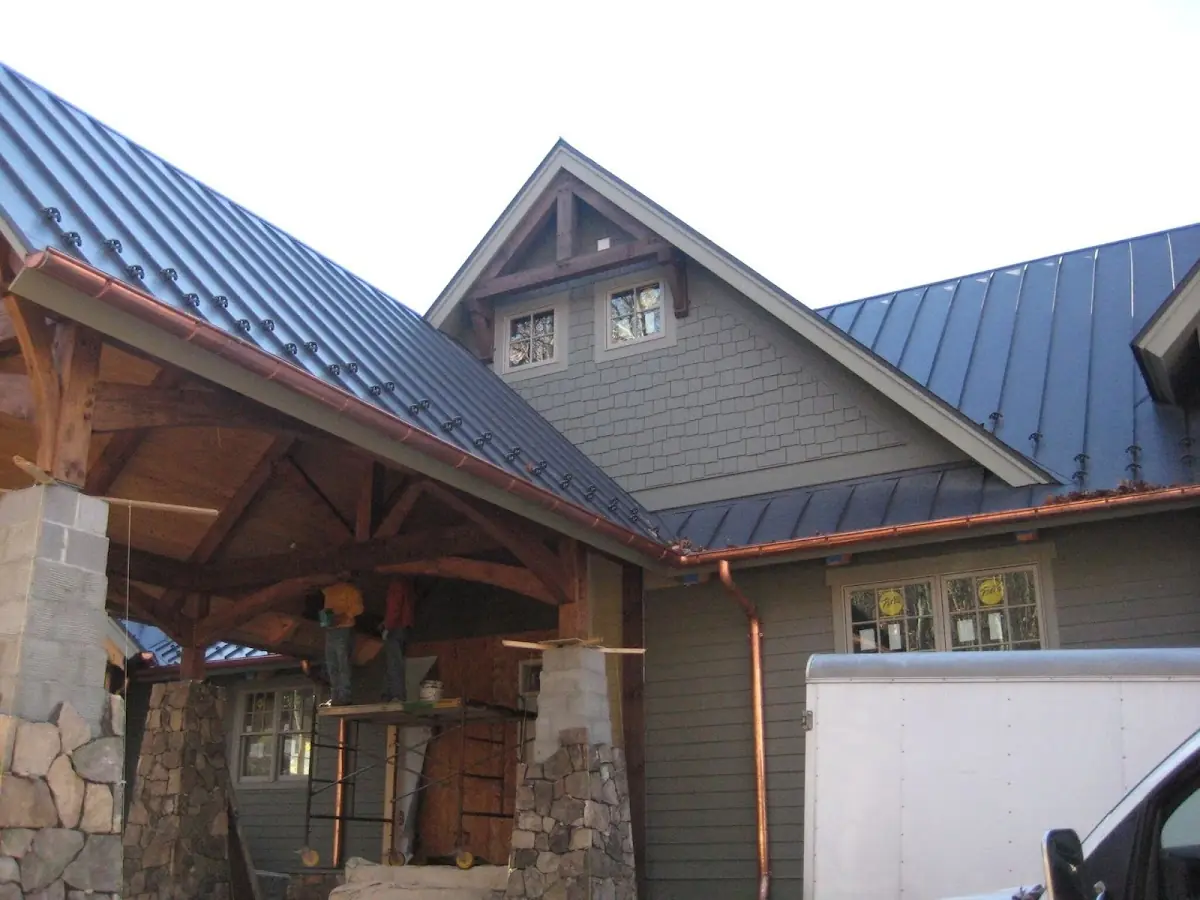 Craftsman Roofing team delivering quality roofing work in Cardiff